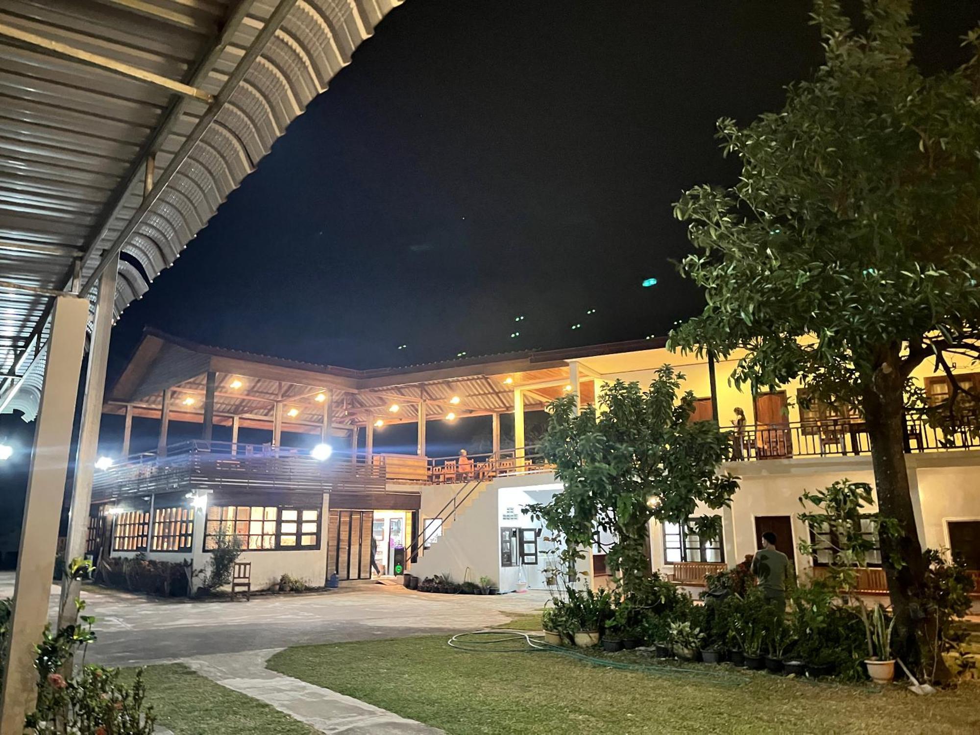 Sanhak Guesthouse 1 Ban Nahin-Nai المظهر الخارجي الصورة